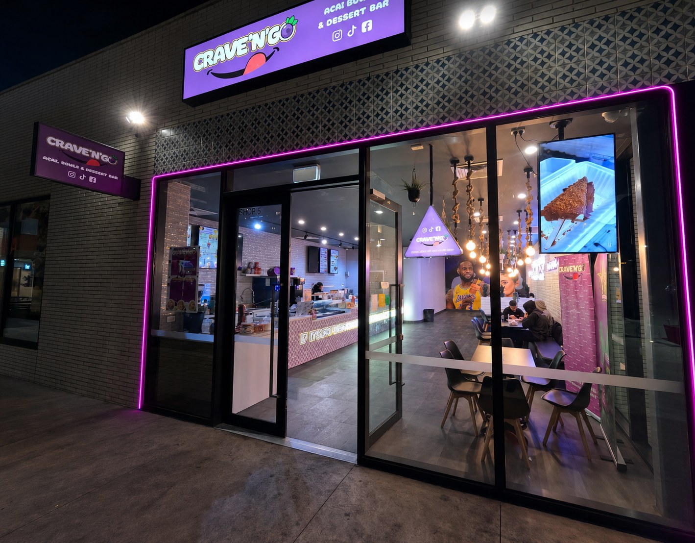 Crave 'N' Go Roxburgh Park storefront